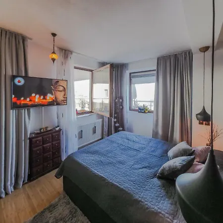 Seasons Dream View-adults Only Брашов